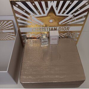 CHRISTIAN DIOR HARD SIDED GOLD CASE W/MINI MISS DIOR PERFUM & LIPSTICK CASE